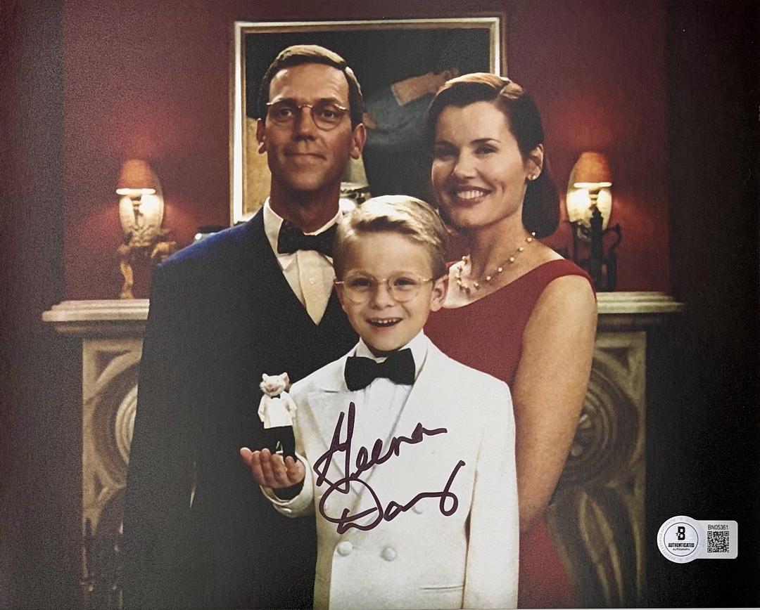 Geena Davis Signed 8x10 Photo (Stuart Little) - Beckett COA